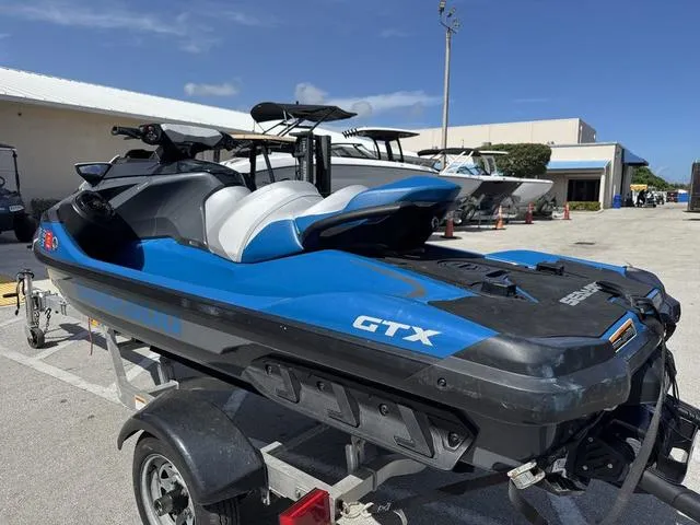 Slide: The Image of Sea-Doo GTX 155 IBR & Sound System 2019 - 6