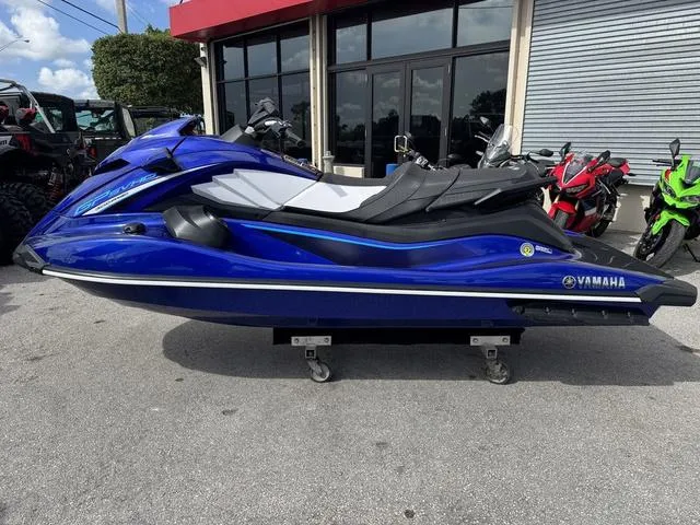 Slide: The Image of Yamaha GP SVHO with Audio 2024 - 5