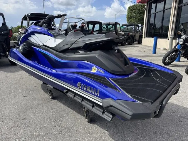 Slide: The Image of Yamaha GP SVHO with Audio 2024 - 6