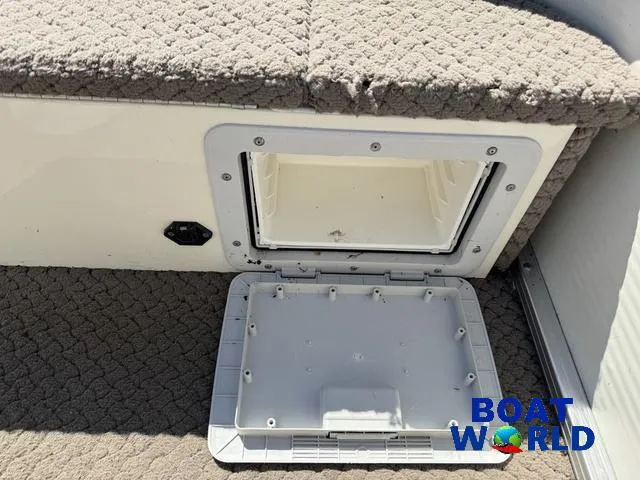 Slide: The Image of Lowe Suncruiser Trinidad 204 2005 - 11