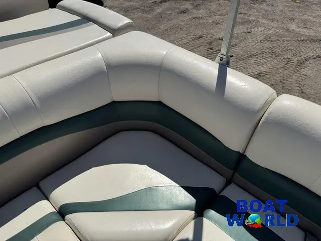 Slide: The Image of Lowe Suncruiser Trinidad 204 2005 - 30