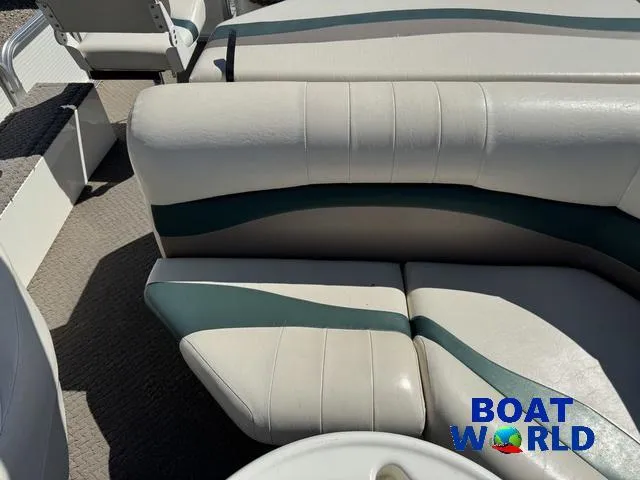 Slide: The Image of Lowe Suncruiser Trinidad 204 2005 - 31