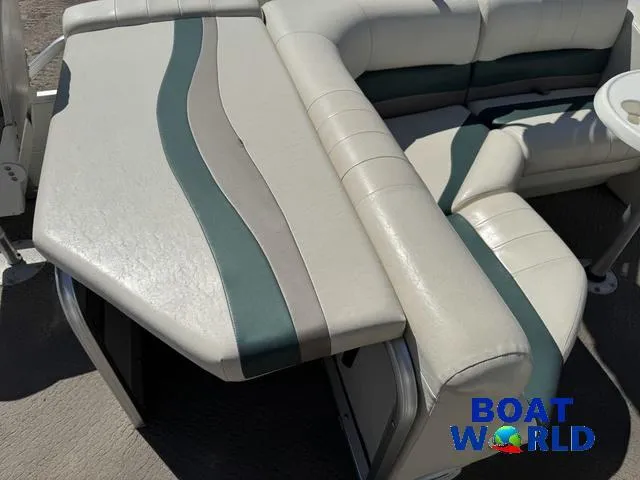 Slide: The Image of Lowe Suncruiser Trinidad 204 2005 - 34