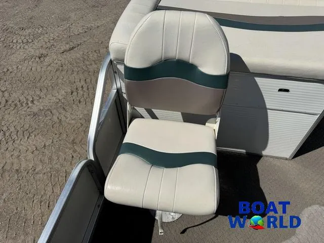 Slide: The Image of Lowe Suncruiser Trinidad 204 2005 - 39