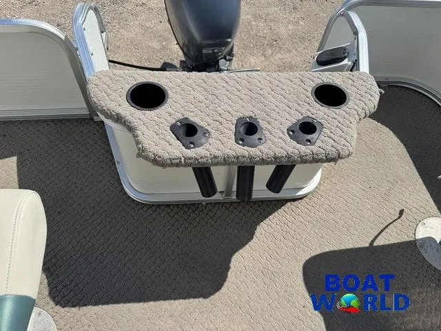 Slide: The Image of Lowe Suncruiser Trinidad 204 2005 - 41