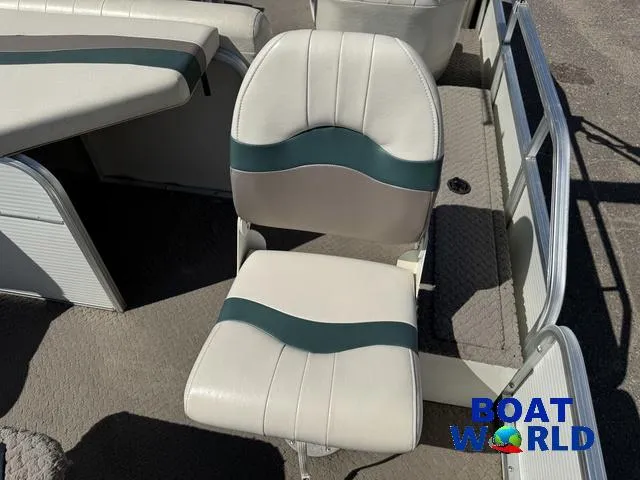 Slide: The Image of Lowe Suncruiser Trinidad 204 2005 - 43