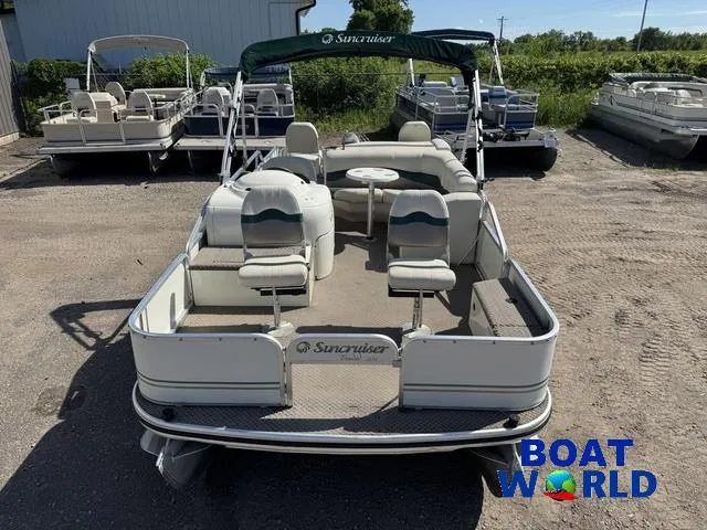 Slide: The Image of Lowe Suncruiser Trinidad 204 2005 - 7