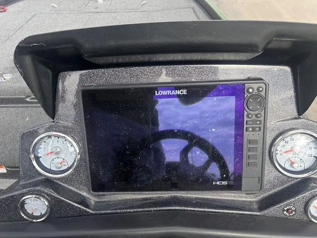 Slide: The Image of Nitro Z21 2022 - 18