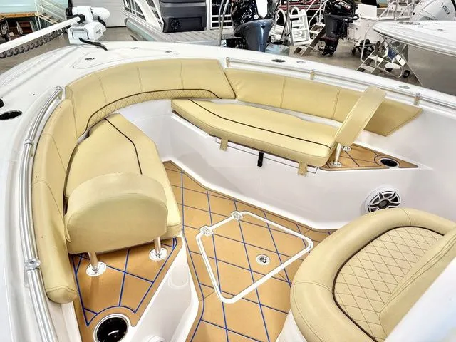 Slide: The Image of Sportsman Open 232 CC 2022 - 4