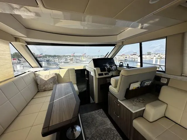 Slide: The Image of Regal 38 Grande Coupe 2022 - 9