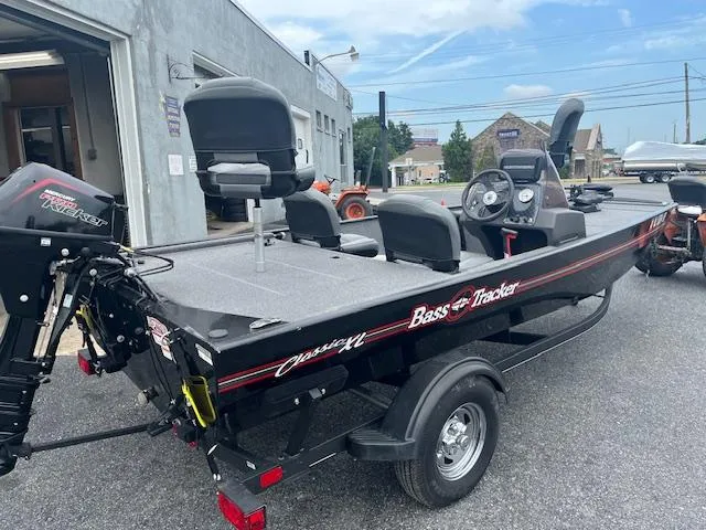 Slide: The Image of Tracker Bass Tracker Classic XL 2021 - 3