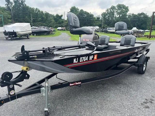 Slide: The Image of Tracker Bass Tracker Classic XL 2021 - 5