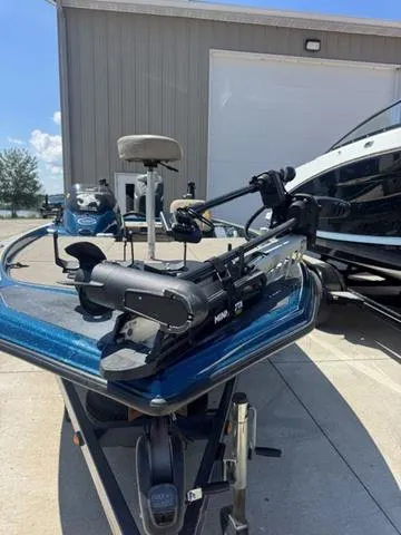 Slide: The Image of Champion 200 2007 - 14