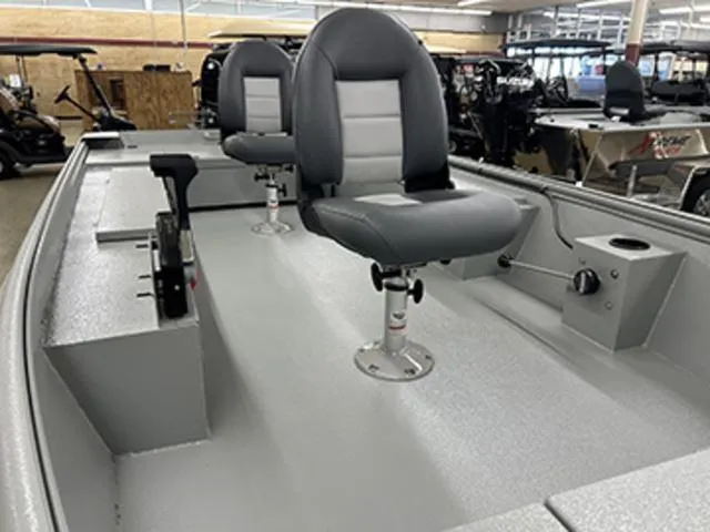 Slide: The Image of Xtreme Boats Brute 1654 Ss 2025 - 6