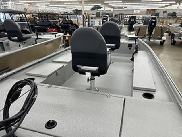 Slide: The Image of Xtreme Boats Brute 1654SS Tunnel 2025 - 9