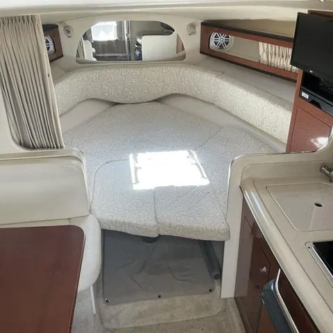 Slide: The Image of Sea Ray 280 Sundancer 2005 - 25