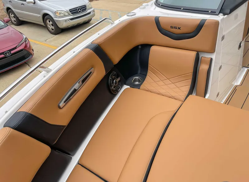 Slide: The Image of Chaparral 287 SSX 2024 - 16