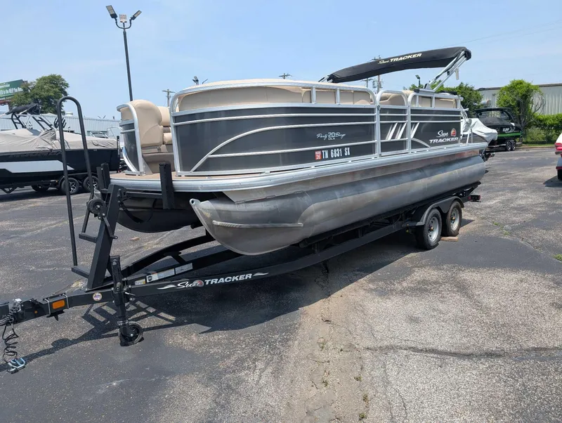 Slide: The Image of Sun Tracker Party Barge 20 2023 - 3