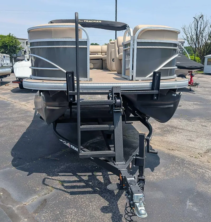 Slide: The Image of Sun Tracker Party Barge 20 2023 - 4