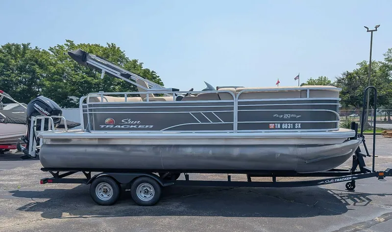 Slide: The Image of Sun Tracker Party Barge 20 2023 - 6