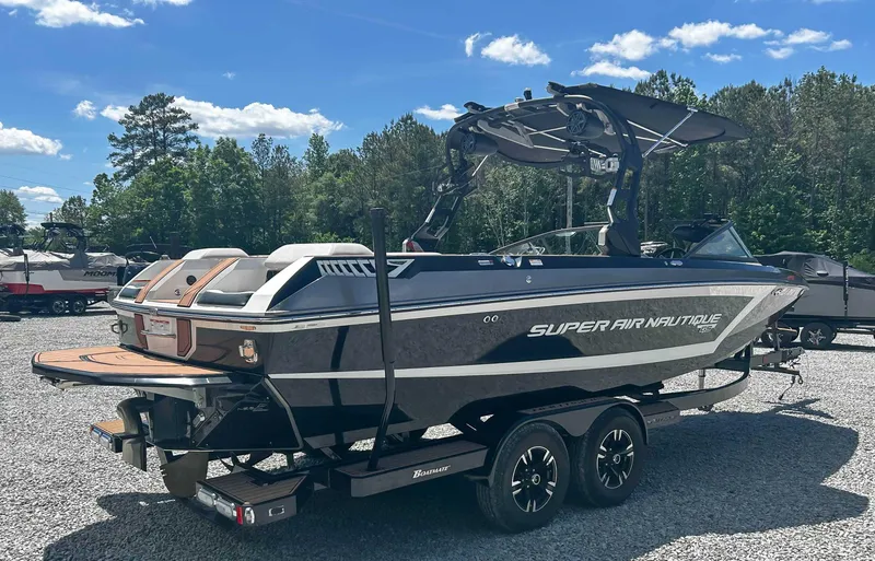 Slide: The Image of Nautique GS24 2018 - 6