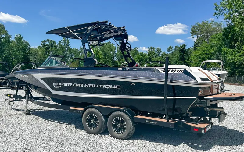 Slide: The Image of Nautique GS24 2018 - 7