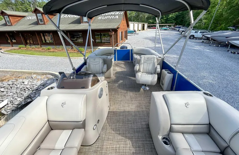 Slide: The Image of Cypress Cay Seabreeze 212 2022 - 12