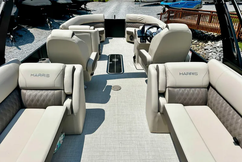 Slide: The Image of Harris Sunliner 250 (CWDH) 2025 - 10