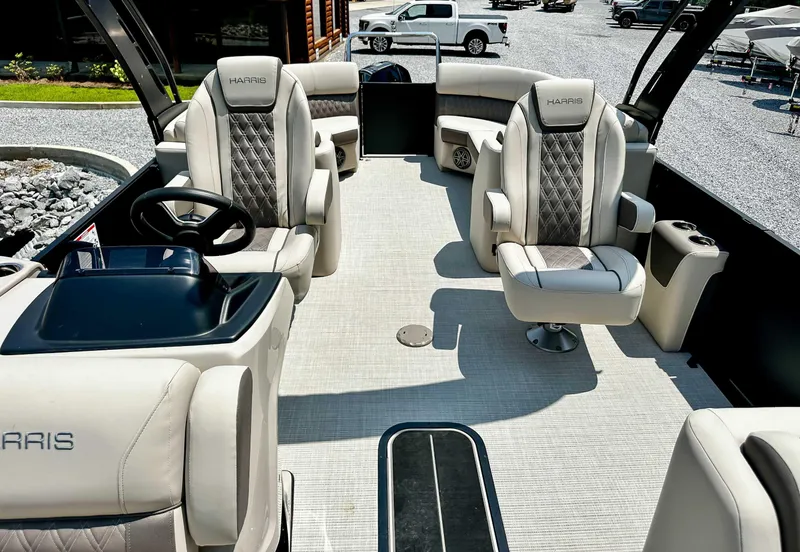 Slide: The Image of Harris Sunliner 250 (CWDH) 2025 - 15
