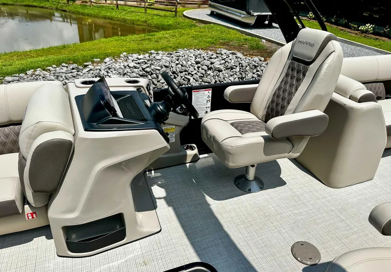 Slide: The Image of Harris Sunliner 250 (CWDH) 2025 - 17