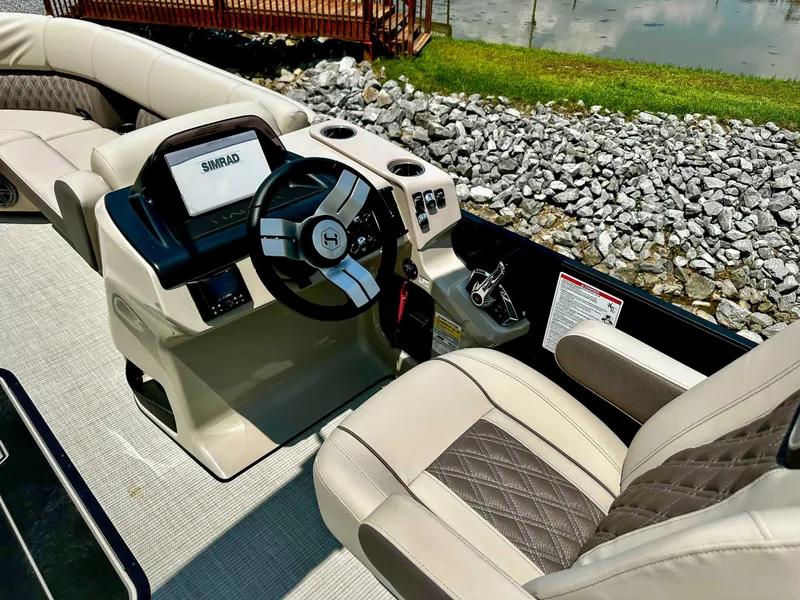 Slide: The Image of Harris Sunliner 250 (CWDH) 2025 - 18