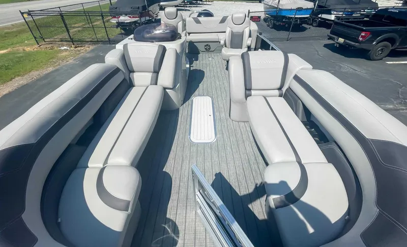 Slide: The Image of Sylvan L-5 CLZ DH 2022 - 8