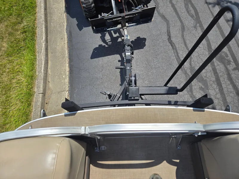 Slide: The Image of 2022 Sun Tracker Party Barge 20 DLX trailer hitch view from above. - 24