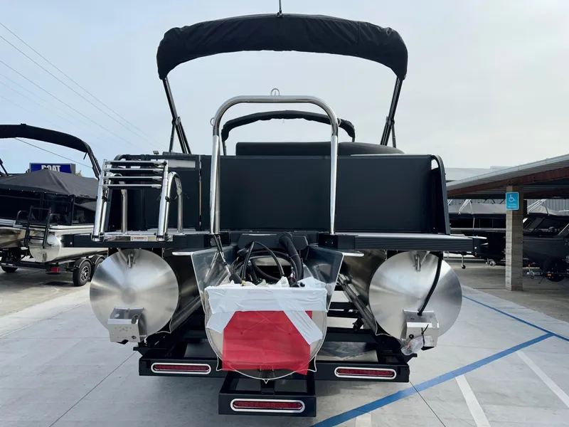 Slide: The Image of Avalon 23' LSZ Platinum Elite Windshield w/ 150HP Mercury! 2025 - 9