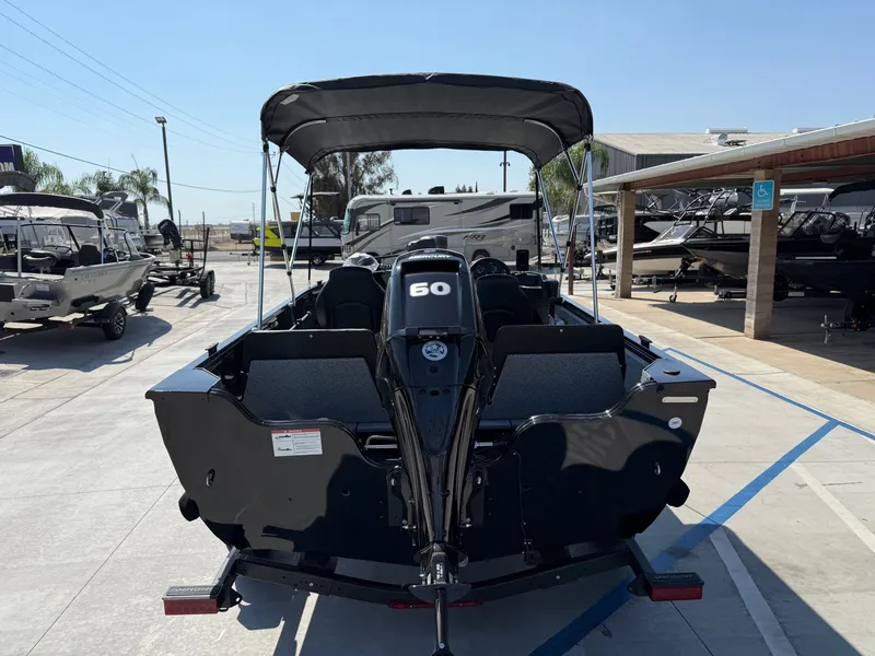 Slide: The Image of Crestliner 1650 Kodiak 2025 - 7