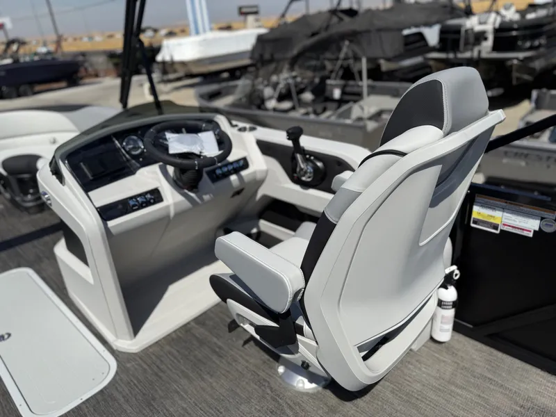 Slide: The Image of Avalon LSZ - 25 FT Versatile Rear Lounger w/ 200HP! 2025 - 14