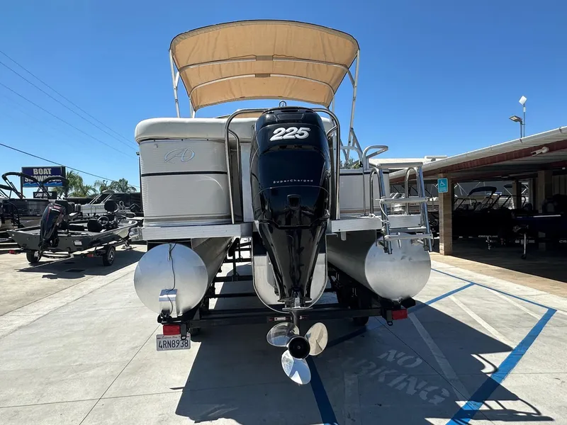 Slide: The Image of Avalon Paradise 24' w/ 225HP Mercury! 2007 - 3