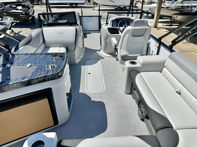 Slide: The Image of Avalon LSZ - 23 FT Elite Windshield w/ 150HP Mercury! 2025 - 13