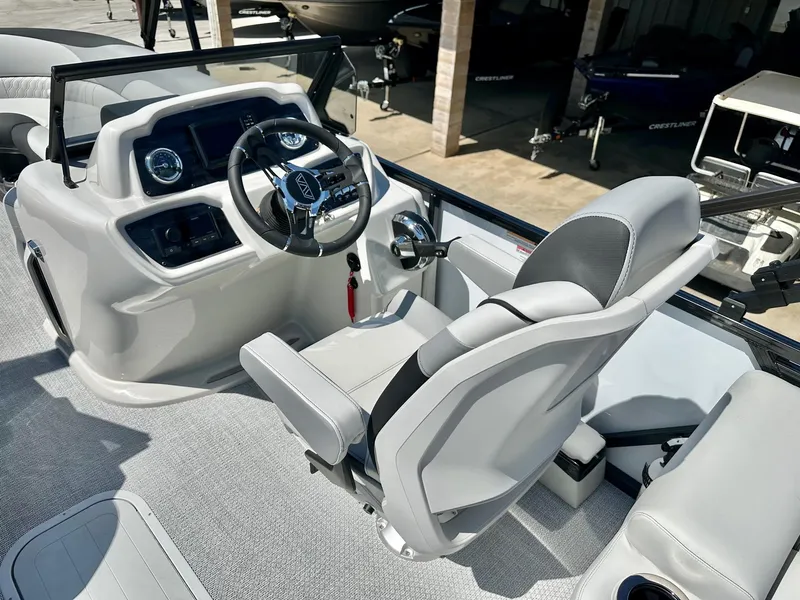 Slide: The Image of Avalon LSZ - 23 FT Elite Windshield w/ 150HP Mercury! 2025 - 15