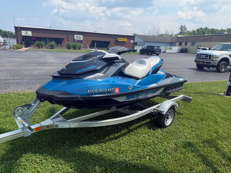 Slide: The Image of Sea-Doo GTI SE 155 2019 - 3