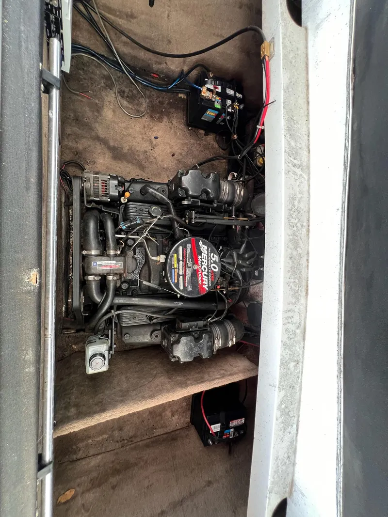 Slide: The Image of Caravelle 209 Cuddy Cabin 2000 - 11