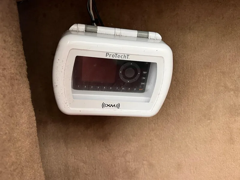 Slide: The Image of Caravelle 209 Cuddy Cabin 2000 - 24