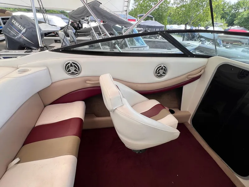 Slide: The Image of Caravelle 209 Cuddy Cabin 2000 - 6