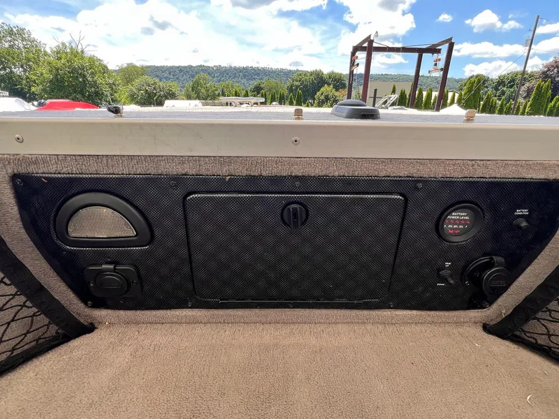 Slide: The Image of G3 Angler V185 F 2009 - 24