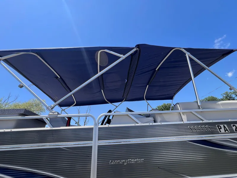 Slide: The Image of Qwest LS 822 DS BAR 2020 - 33