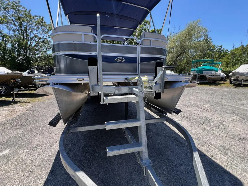 Slide: The Image of Qwest LS 822 DS BAR 2020 - 42