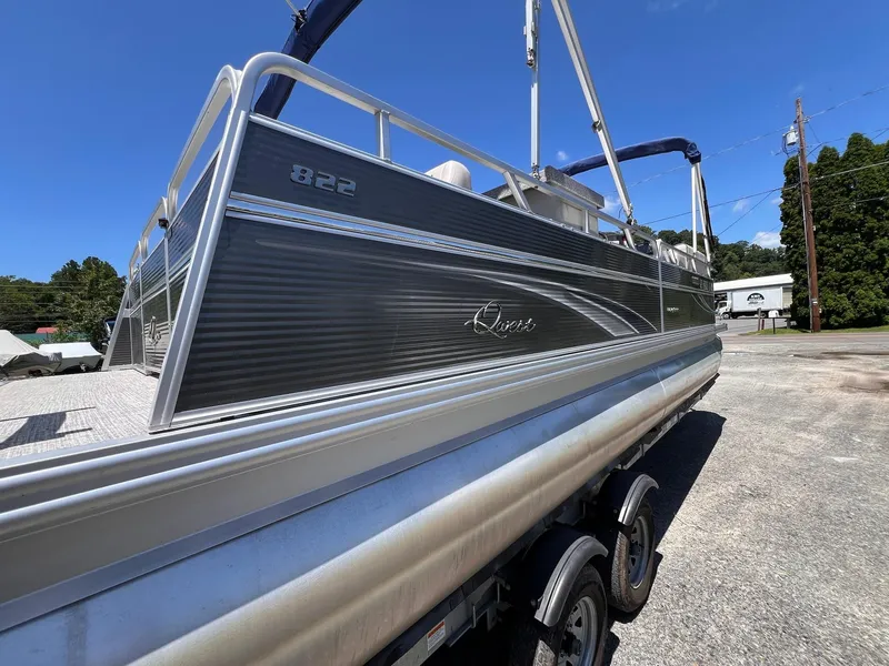 Slide: The Image of Qwest LS 822 DS BAR 2020 - 47