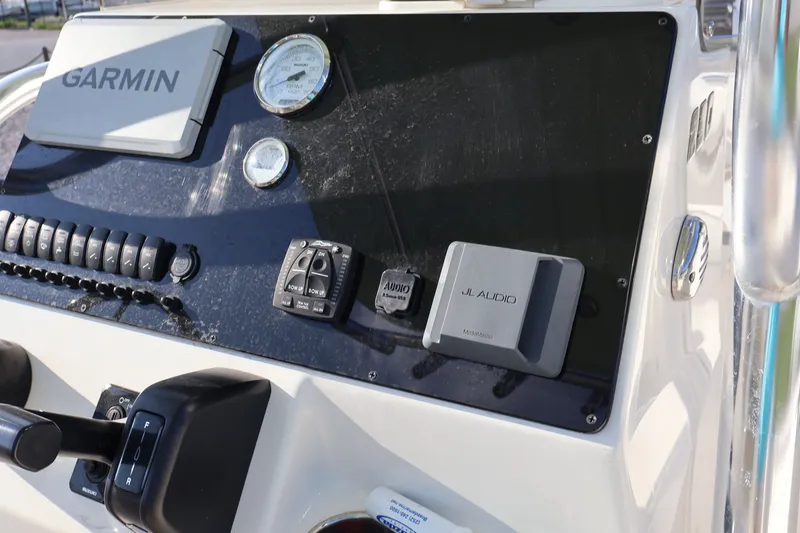 Slide: The Image of Bulls Bay BULLS BAY 230CC 2024 - 16