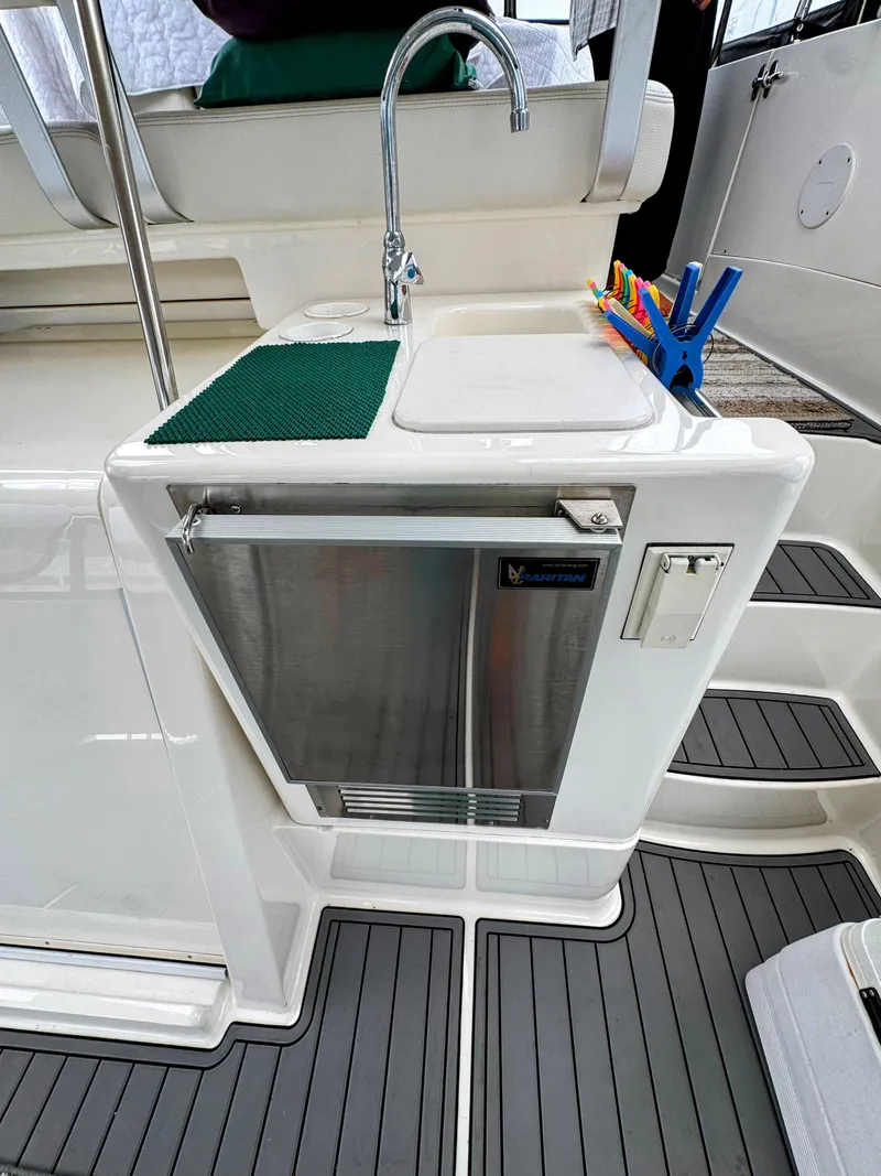 Slide: The Image of Silverton 35 Motor Yacht 2005 - 20