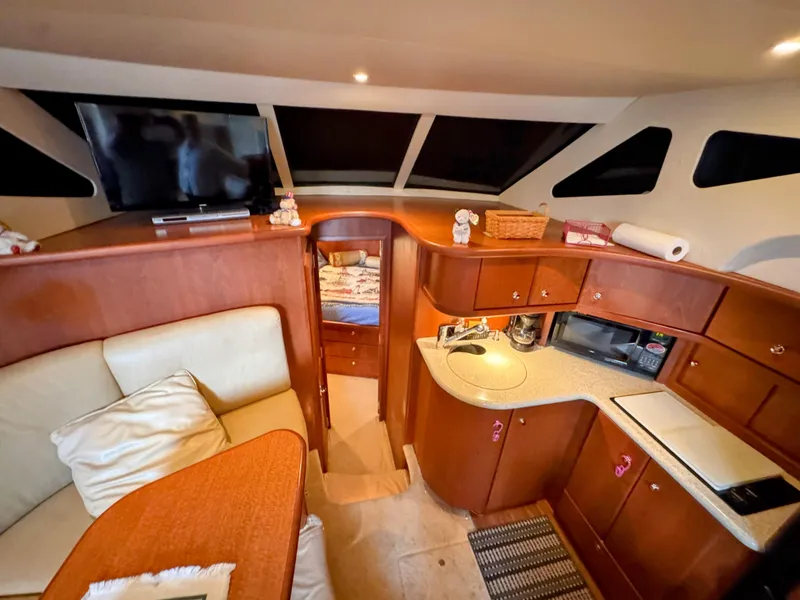 Slide: The Image of Silverton 35 Motor Yacht 2005 - 27